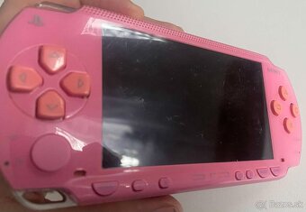 PlayStation Portable 1000 Pink (PSP) + 64gb - 7