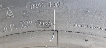 MICHELIN 295/80 R22,5 záberová - 7