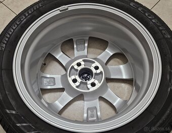 16" TOYOTA Yaris - 7