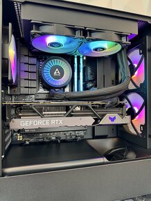 ⭐️ Ryzen 7 7800x3D, RTX 4090 24GB, 64GB RAM DDR5, 2TB, 1200W - 7