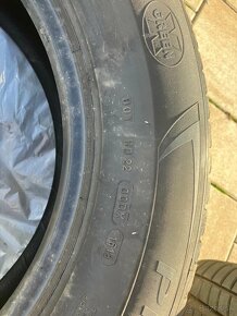 Predam nepouzite pneumatiky michelin 215/65R17 99V - 7