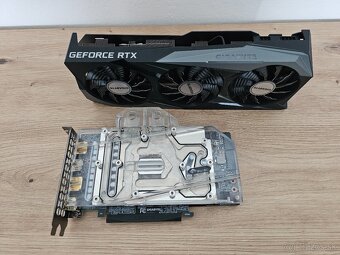 Gigabyte GeForce RTX 3070 GAMING OC 8G - 7