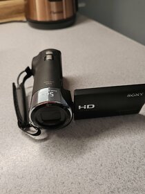 Sony HDR-CX240E - 7