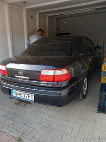 Predám Opel omega 2.2i - 7