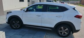 Predám Hyundai Tucson 1.6 T-GDi Premium A/T 4x4 - 7