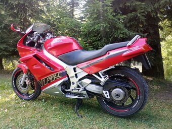 HONDA VFR 750 RC36 DOVOZ NA PRIHLASENIE - 7