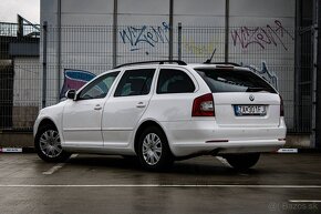 Škoda Octavia Combi 1.6 TDI CR DPF Elegance - 7