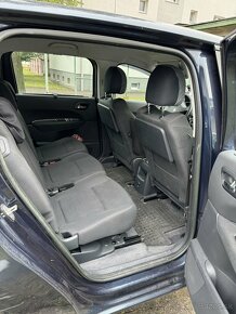 Predám Peugeot 5008, 1.6Hdi 84kW, automat, 7 miestny - 7