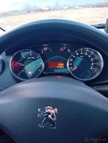 Peugeot 3008 1.6 HDI Allure - 7