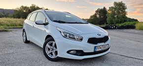 Kia Ceed SW 2013 1.4 benzin M6 - 7