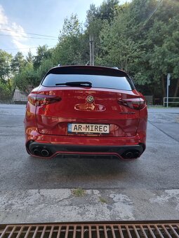 Stelvio QV - 7