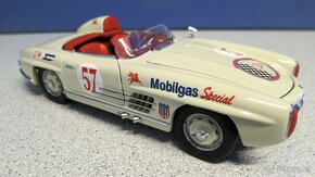 CMC Mercedes 300 SLS Paul O'Shea 1955/57 1:24 lim. 1500 ks - 7