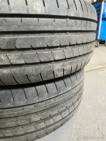 Predám pneu a plechové disky 225/55 R17 - 7