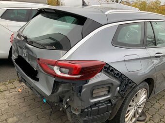 Opel Insignia Combi - 7