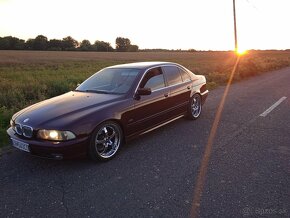 BMW 540i - 7