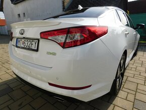 Kia Optima 2.0-Hybrid AT/6 - 7