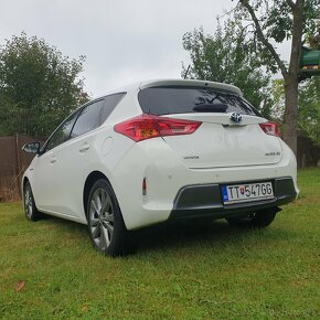 Toyota auris 1.8 hybrid - 7