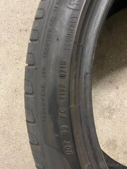 Pneu 235/40 R19 - 7