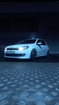 Volkswagen Golf VI 1.6 TDI - 7