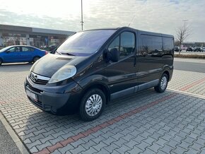 Opel Vivaro Tour 2.5 CDTi Westfalia 7 míst automat - 7