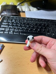 Apple AirPods 3 - 7