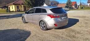 Hyundai i30 combi diesel manual - 7