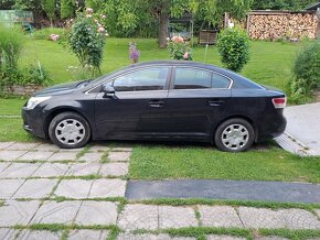 Predám Toyota Avensis sedan  T27  2.0d4d - 7