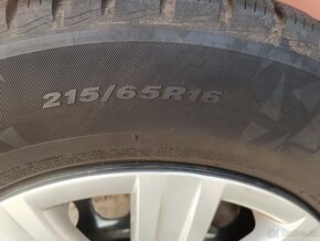 Zimné pneumatiky ,komplet koleso s puklicou 215/65R 16 98H - 7