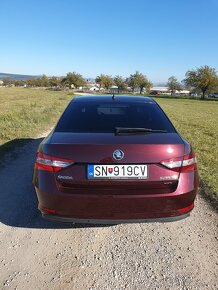 Škoda Superb 2.0 TDI 4x4 Ambition - 7