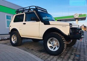 Lada Niva 4x4 URBAN/BRONTO - 7