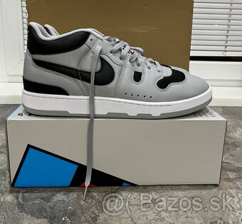 Nike Sneakersy 49,5 Attack QS SP FB8938 001 Sivá - 7