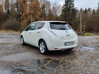 Nissan Leaf Acenta 24kWh, nízky nájazd, pôvodný lak - 7