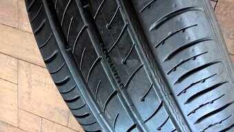 2 + 2 ks LETNÉ pneu 185/60 R14 82H SEMPERIT a KUMHO cca 7 mm - 7