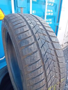 245/50R19 Zimné Pirelli RFT 2022 - 7