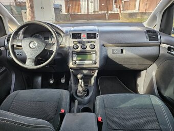 Volkswagen Touran 1.9 TDI 7-miestné - 7