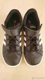 Botasky Adidas č.33 - 7