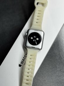 Apple Watch series 3 - 38mm - 7