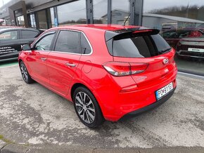 Hyundai i30 1.6 CRDi 100 kW 7DCT Automat NOW - 7