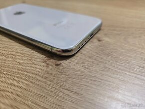 Iphone x 256gb v top stave bol pouzivany iba zalozny bateria - 7