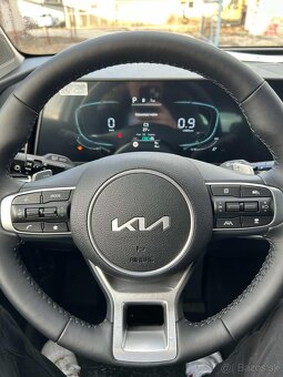 KIA Sportage 1,6  T-GDi AWD 7DCT GOLD (MY2025) - 7