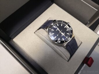 Oris aquis date 43,5 mm - 7