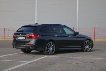 BMW Rad 5 530d xDrive

 - 7