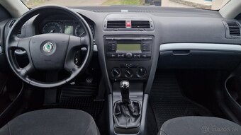 Škoda Octavia Combi 2.0 TDI - 7