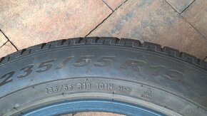 2 ks ZIMNÉ 235/55 R19 101H PIRELLI 6-6,5mm 2019 LEN 50-€/kus - 7