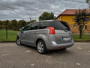 Peugeot 5008 1.6 HDi FAP Allure, 7-miestne, 1.majiteľ - 7