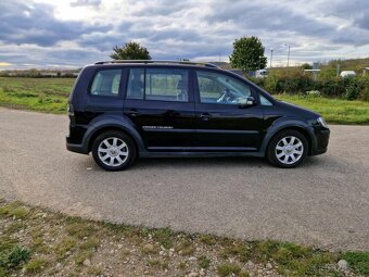 Volkswagen Touran Cross 2.0 TDI DSG - 7