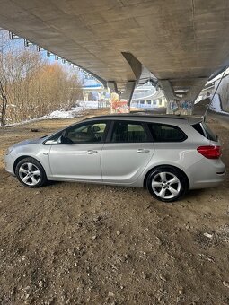 Opel Astra Sports Tourer - 7