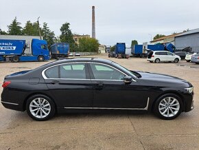 BMW Rad 7 730d 210kW mHEV xDrive A/T - 7