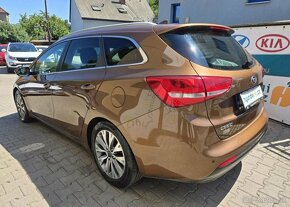 Kia Cee´d 1.6-KAMERA-NAVI-KLIMA-ZÁRUKA - 7