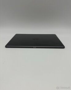 iPad 10.2" 8th Generation 128GB Wi-Fi Space Gray - 7